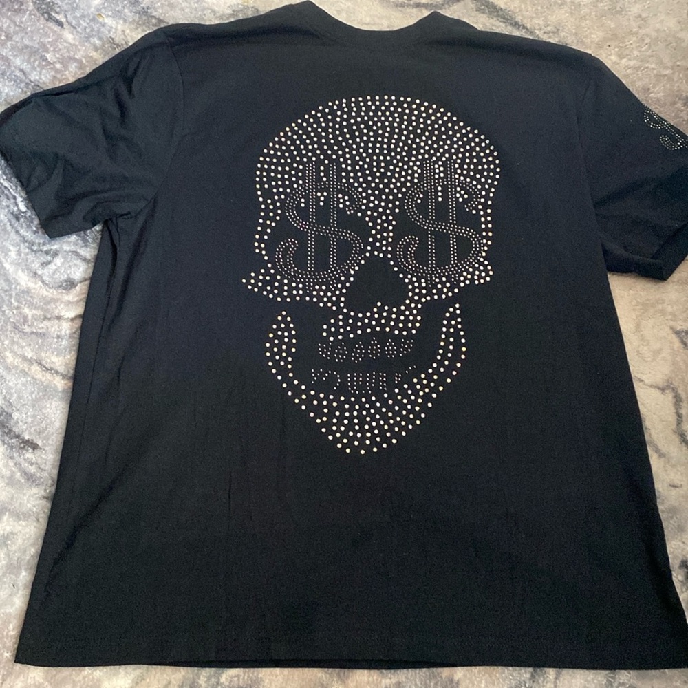 NWOT Rhinestone Skull shirt
